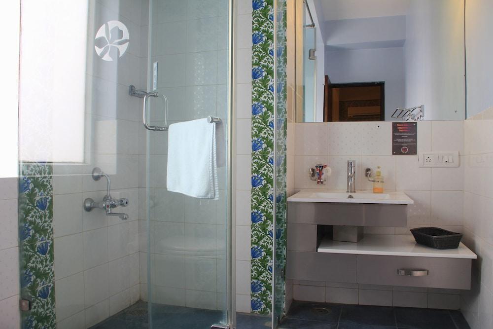 Orchid Suites - A Boutique Hotel Bangalore Off Residency Road Dış mekan fotoğraf