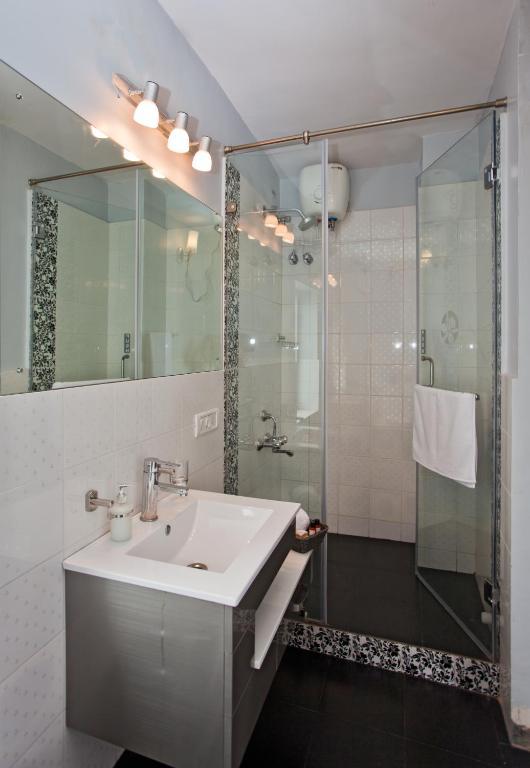 Orchid Suites - A Boutique Hotel Bangalore Off Residency Road Oda fotoğraf